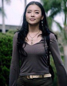 ​陈思思：最美民歌歌唱家，传奇一生引发热议，45岁无人敢娶