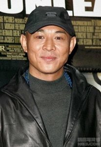 ​李连杰辟谣去世传言，晚年患甲亢积极治疗＂