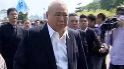 ​黄少岑辞世，竹联帮帮主之位空缺，江湖新局待解