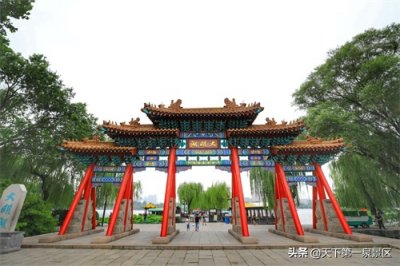 ​荷花配古诗，原来这么美！