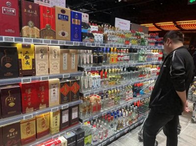 ​瓶身有“10781”才是纯粮酒？酿酒师：非也，带这3个记号皆是纯酿