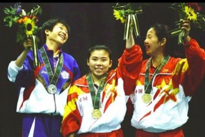 ​中国女子乒乓球队大满贯得主、奥运传奇人物——邓亚萍