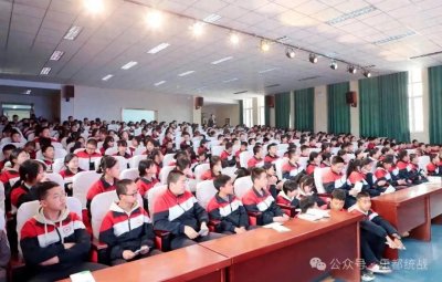 ​海东市乐都区：朝阳中学“一班一品”育特色，法治与民族团结交相辉映绽华光