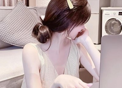 ​男女两个人的眼神经常碰撞是什么原因？