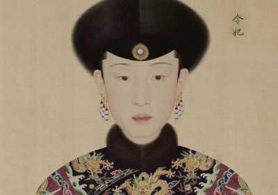 ​令妃刚生产不久，乾隆为什么急着宠幸她？