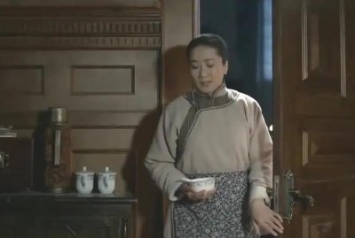 ​阿诚和桂姨到底什么关系（阿诚什么时候发现桂姨就是孤狼）