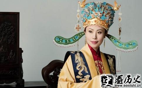 贾元春扮演者王彦