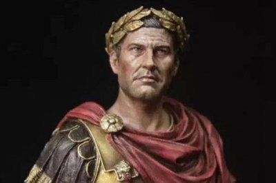 ​凯撒如何被海盗绑架了?最后是如何处置的?