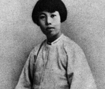 ​许广平，扑倒“爱豆”鲁迅，为他生子，晚年惨遭76天电刑