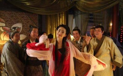 ​她从名妓到皇帝宠妃，最后被做成了乐器