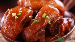 吃猪蹄会发胖吗？晚上吃猪蹄会发胖吗？