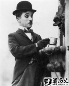 ​卓别林的童年时候做过多少辛酸的工作