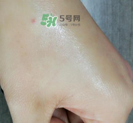 jayjun玫瑰爽肤水怎么用？jayjun玫瑰爽肤水精华水用法