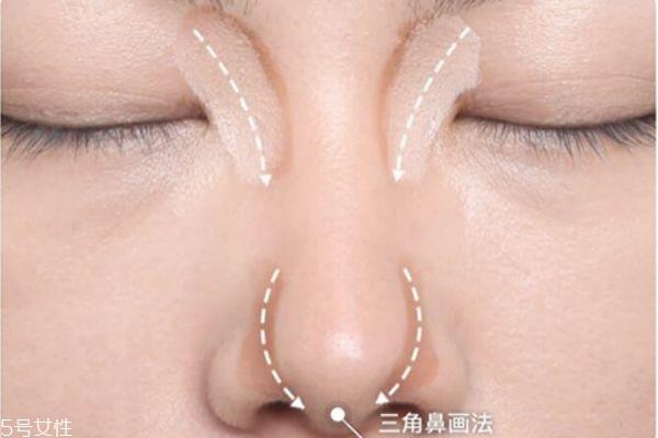 修容棒怎么画鼻子 鼻影的画法图解