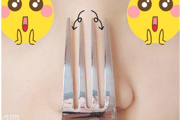 修容棒怎么画鼻子 鼻影的画法图解