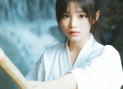 ​怎样去追求一个很老实的女孩子？注意事项有哪些