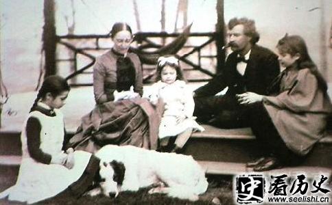 马克吐温和他的女儿们