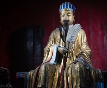 ​三国演义的重点人物介绍（浅议三国中的关键人物的故事）