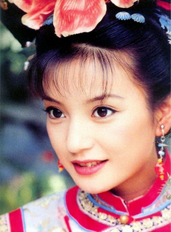 集中欣赏三版“还珠格格”小燕子：赵薇、黄奕、李晟