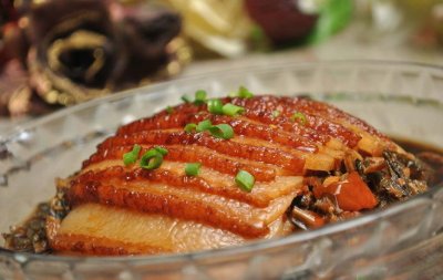 ​腐乳扣肉 这样做腐乳扣肉肥而不腻