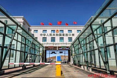 ​天南地北怀化人丨一腔热血守国门