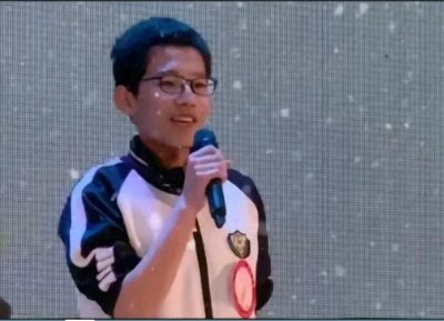 ​衡水中学演讲少年张锡峰:学霸还是败给了现实?