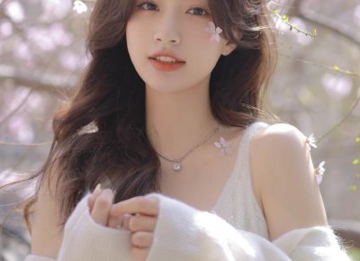 ​儿子一年给3万养老钱，我本想拿着，老伴咳嗽了两声，我马上放下