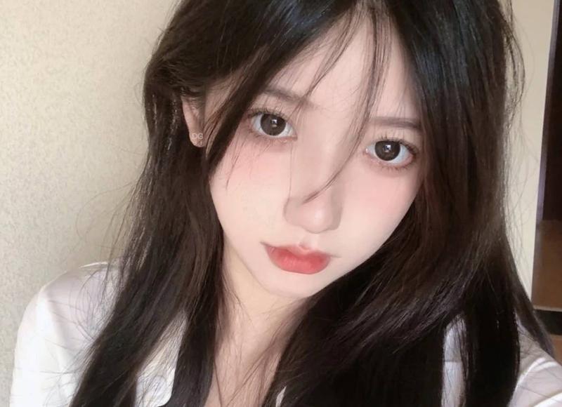 刘德华吴倩莲（当场拒绝刘德华的求婚）