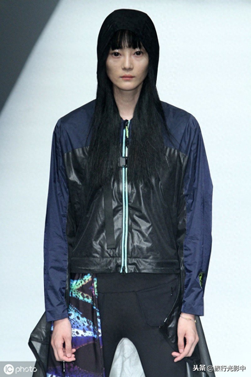 北京，模特展示乔丹新款运动装