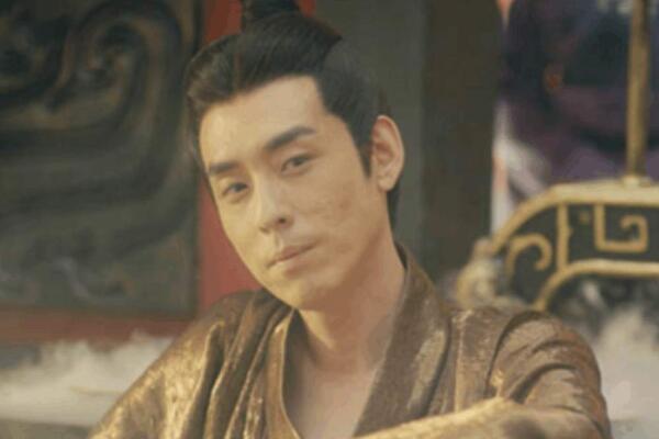 断袖之癖是什么意思，这个词语源自古代的哪个皇帝