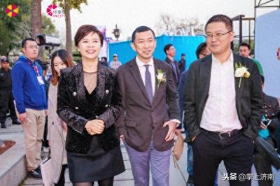 ​济南印象城来了：大明湖畔，超然楼下，一城印象，半城时光~