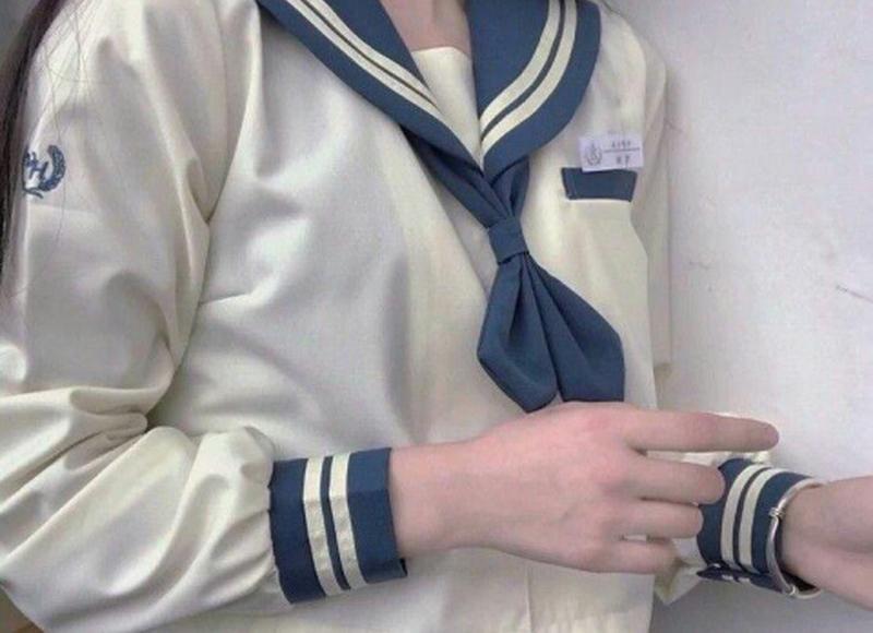 美女小姐姐的户外运动