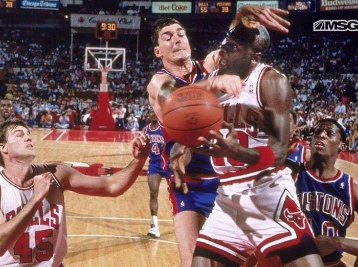 NBA历史上打球公认最脏的兰比尔，他在球场上的表现到底如何？