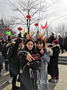 ​情报站｜烟台毓璜顶庙会，大红灯笼高高挂