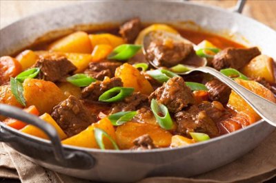 ​炖牛肉，第一步并非焯水，多加1步，牛肉软烂不塞牙，鲜香无腥味